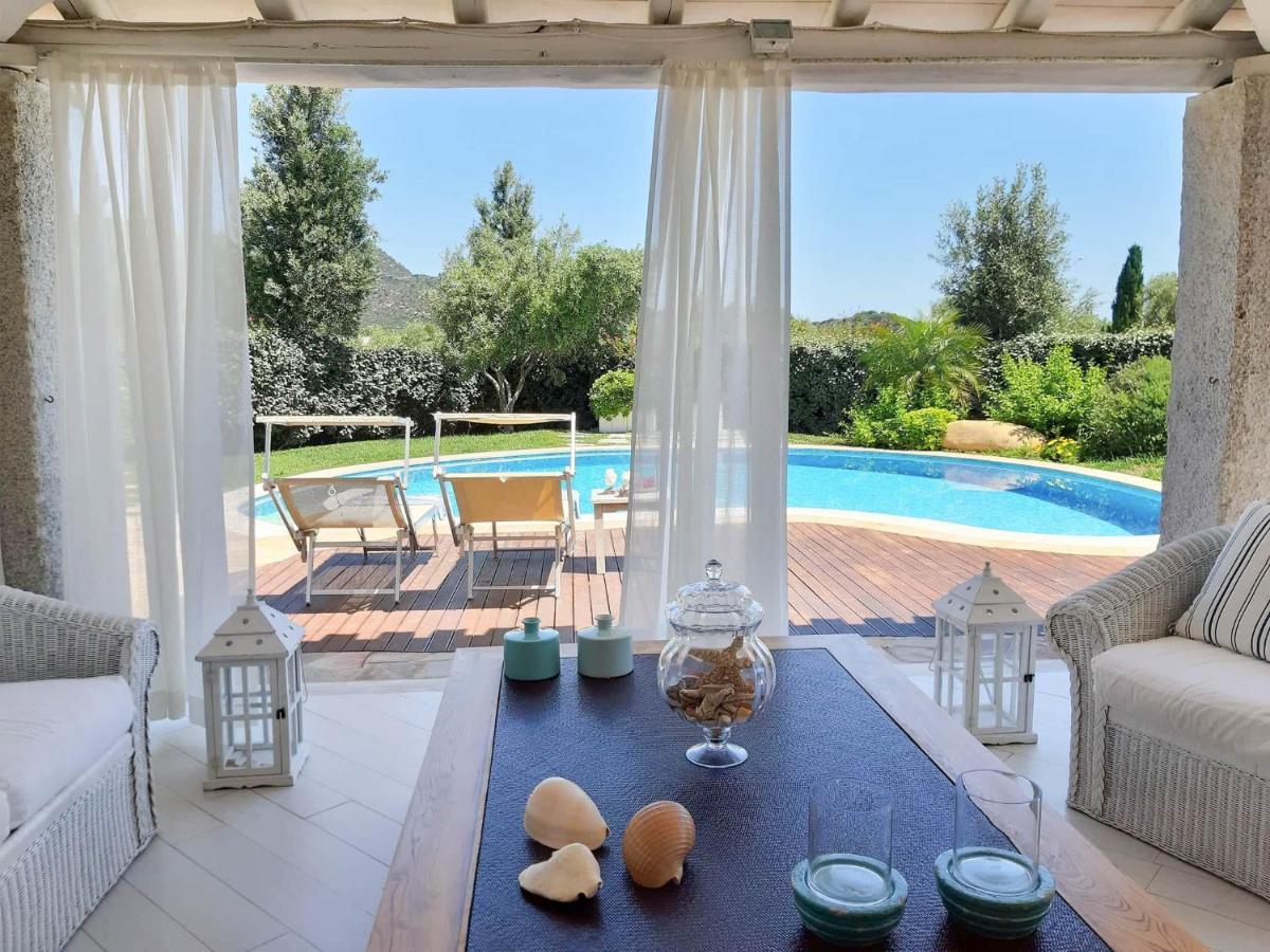 Villa Bougainvillea Con Piscina E Giardino Privato A Pochi Passi Dal Mare カスティアーダス エクステリア 写真